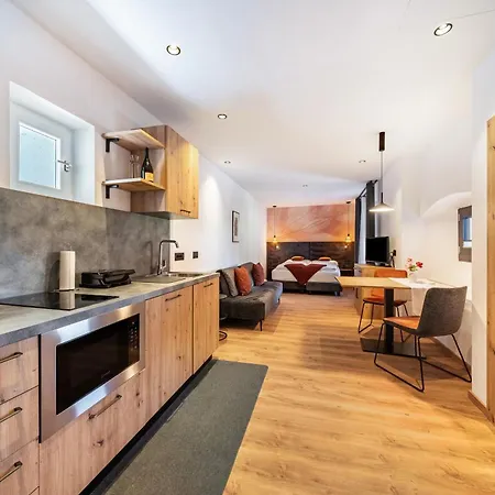 Thanhammer Porphyr Apartment Terlano